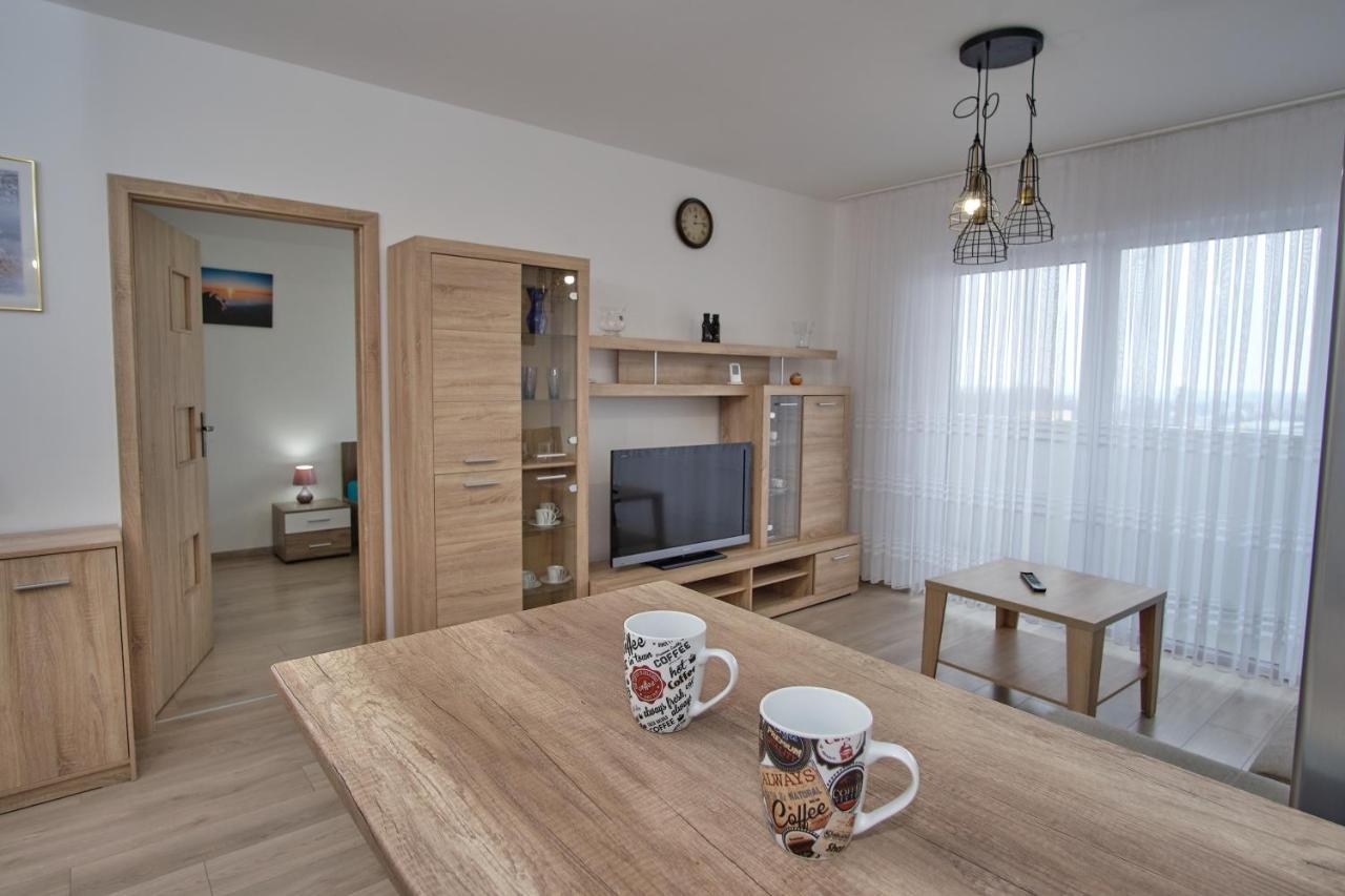 Apartment Sloneczny 11 *